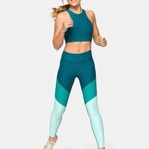 Outdoor Voices Teal Colorblock 7/8 Leggings - RARE!